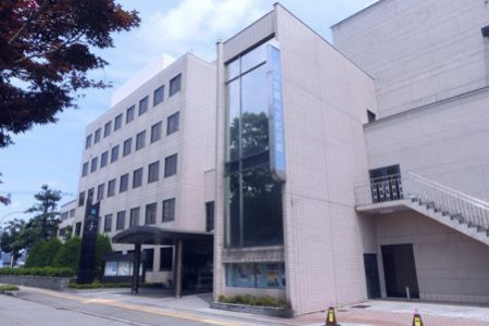 富山県教育文化会館